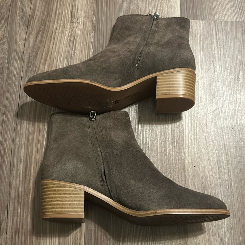 Clarks Somerset Suede Ankle Boots
